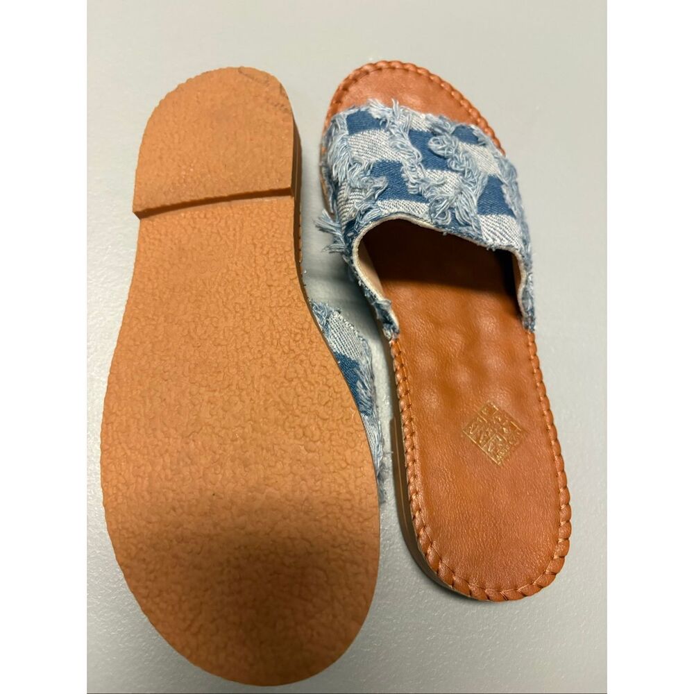 Denim and faux leather flat sandals size 7.5 - Picture 5 of 8